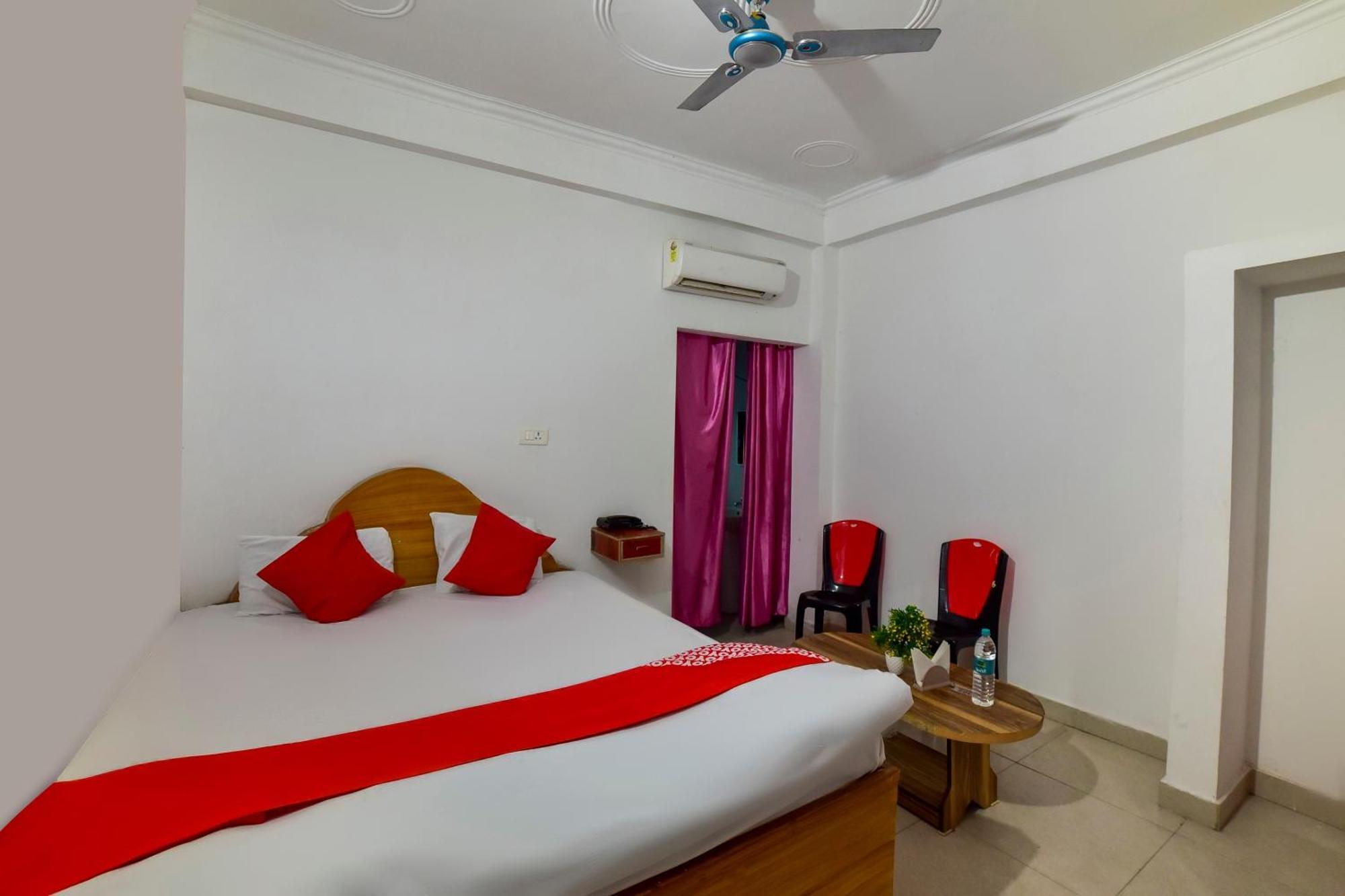 Oyo Flagship Mamta Hotel Hajipur Exterior foto